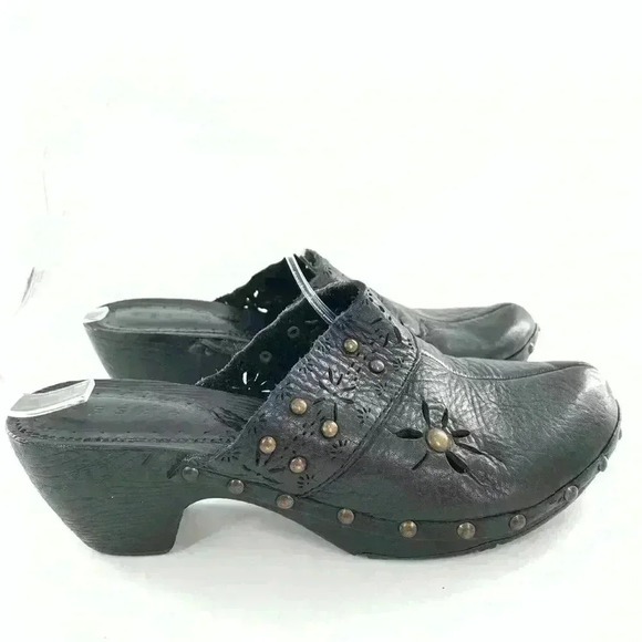Pesaro womens clogs size 7 black leather studded floral slip on chunky mules - Picture 1 of 13